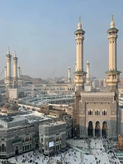 10 Days Umrah Package from Lahore
